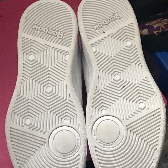 Shoes - Picture 1 of 4